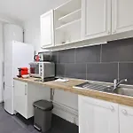 1 Bedroom Apartment Monge II Up To 4 Guests With Netflix