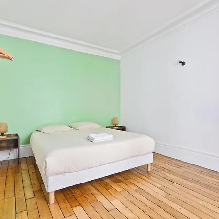 1 Bedroom Monge Ii Up To 4 Guests With Netflix Apartment